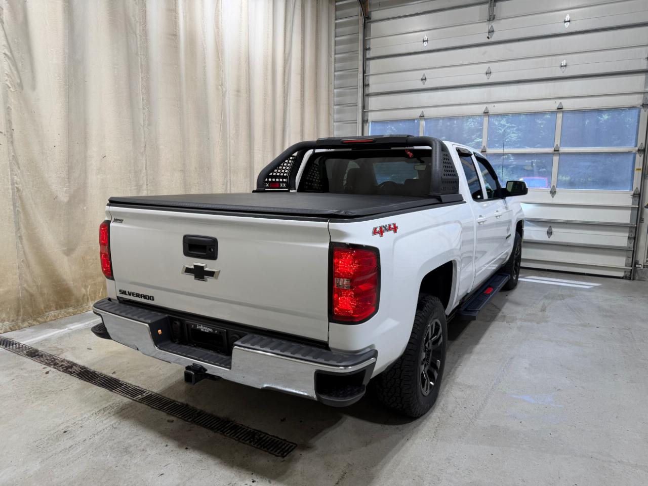 Chevrolet Silverado 1500 4WD Double Cab 143.5" LT w/1LT 2017