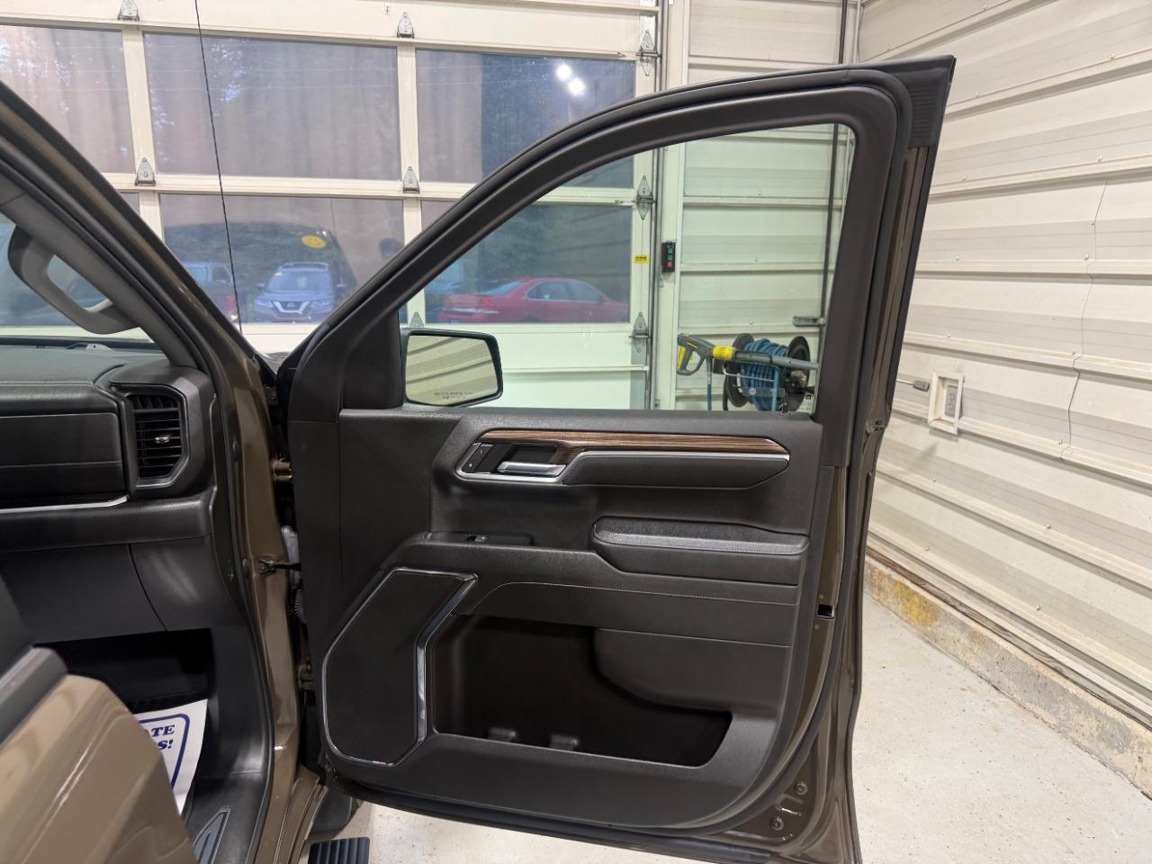 Chevrolet Silverado 1500 4WD Crew Cab 147" LT w/2FL 2023