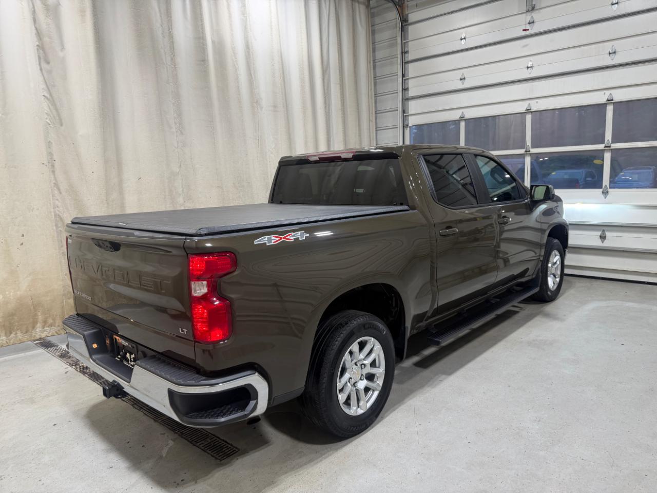 Chevrolet Silverado 1500 4WD Crew Cab 147" LT w/2FL 2023