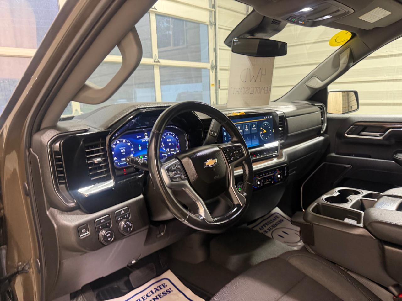 Chevrolet Silverado 1500 4WD Crew Cab 147" LT w/2FL 2023