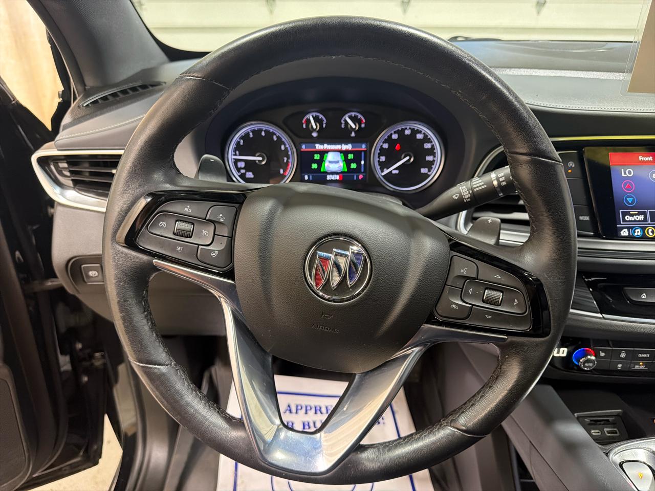 Buick Enclave FWD 4dr Essence 2023