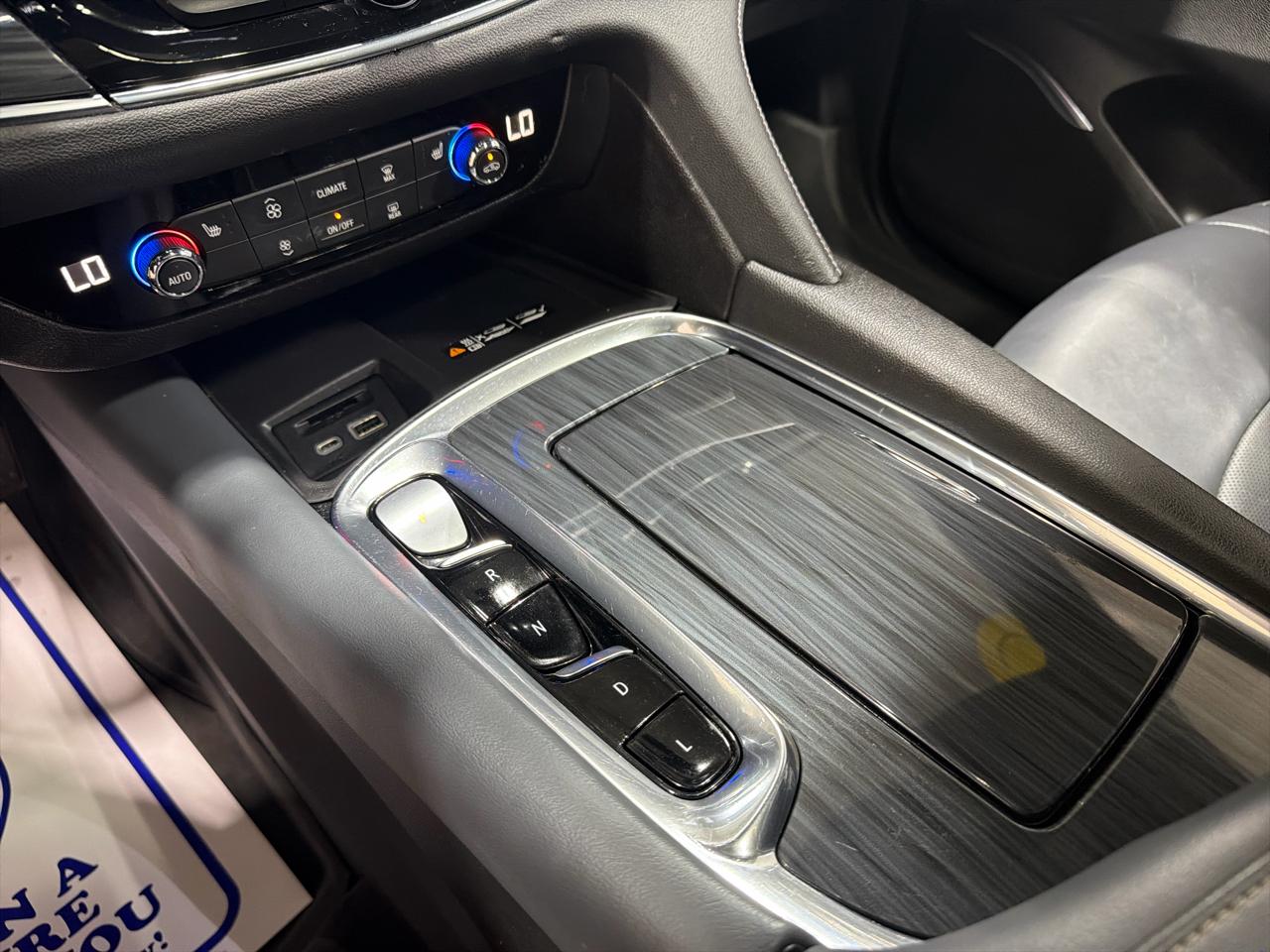 Buick Enclave FWD 4dr Essence 2023