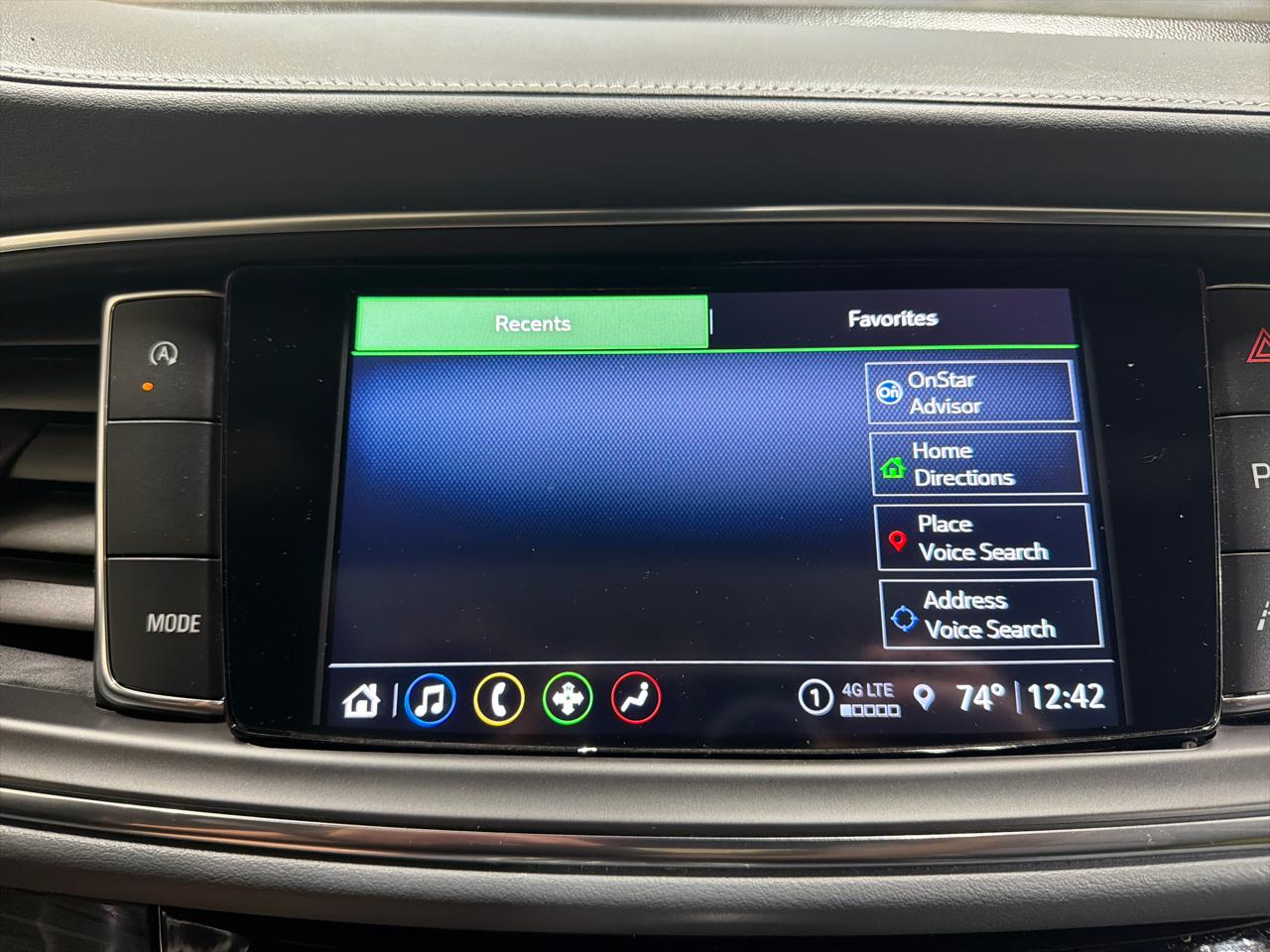 Buick Enclave FWD 4dr Essence 2023
