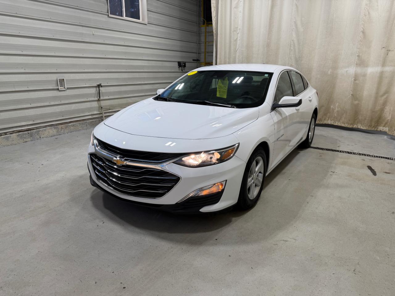 Chevrolet Malibu 4dr Sdn LS w/1FL 2024