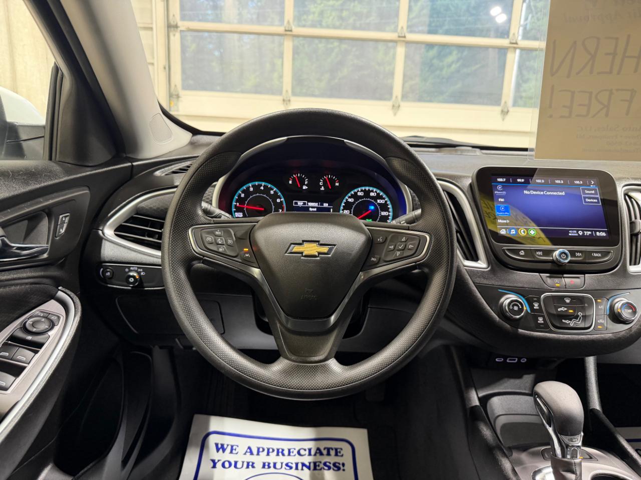 Chevrolet Malibu 4dr Sdn LS w/1FL 2024