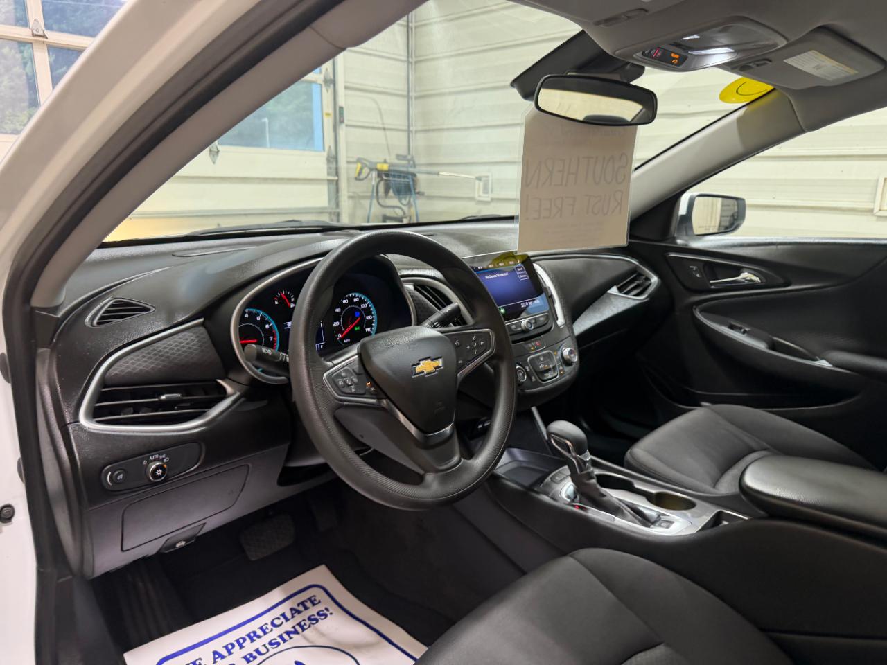 Chevrolet Malibu 4dr Sdn LS w/1FL 2024