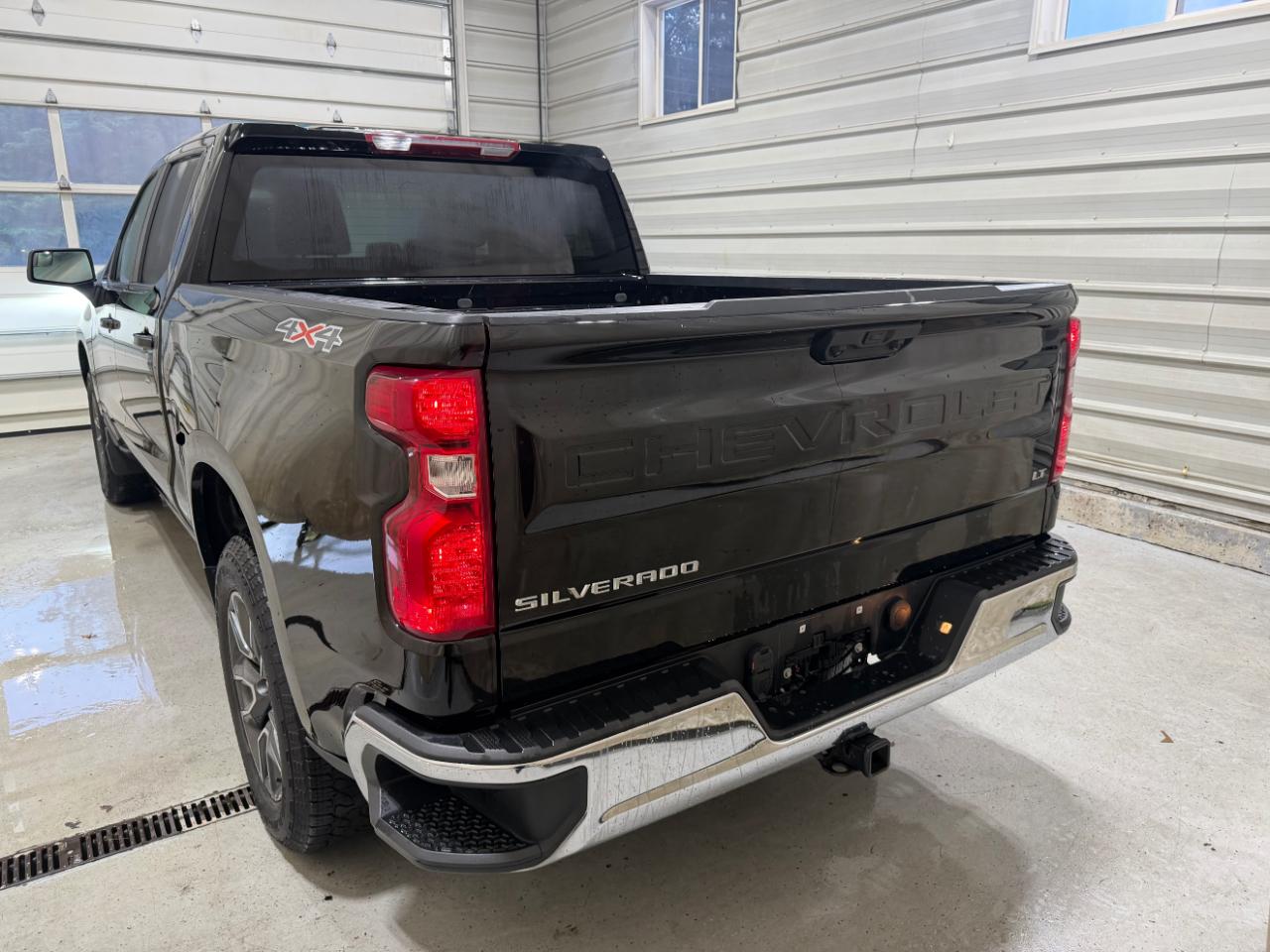 Chevrolet Silverado 1500 4WD Crew Cab 147" LT w/2FL 2024