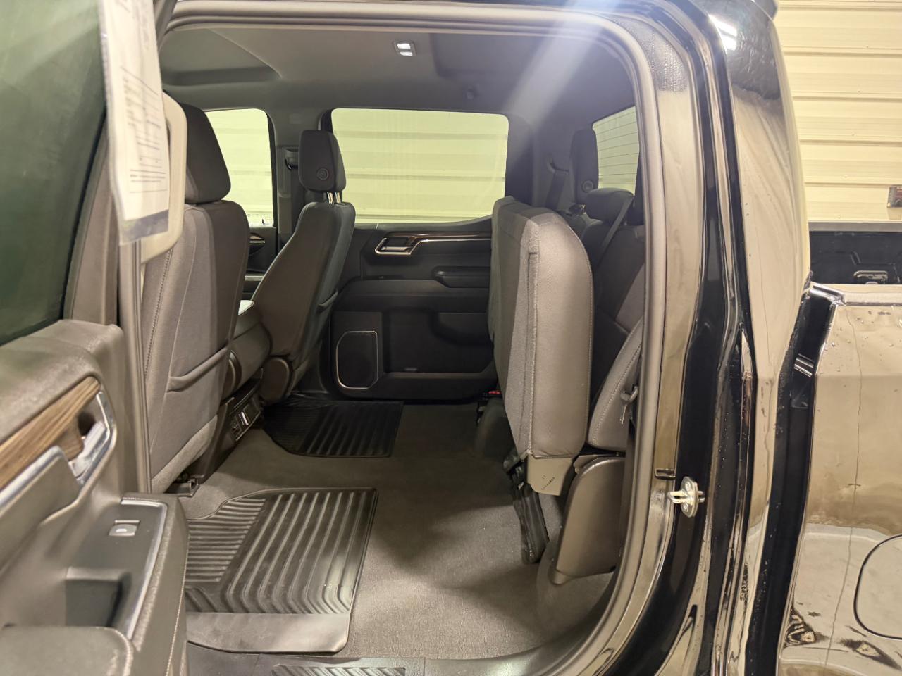 Chevrolet Silverado 1500 4WD Crew Cab 147" LT w/2FL 2024