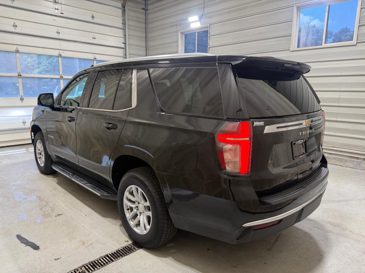 Chevrolet Tahoe 4WD 4dr LT 2021