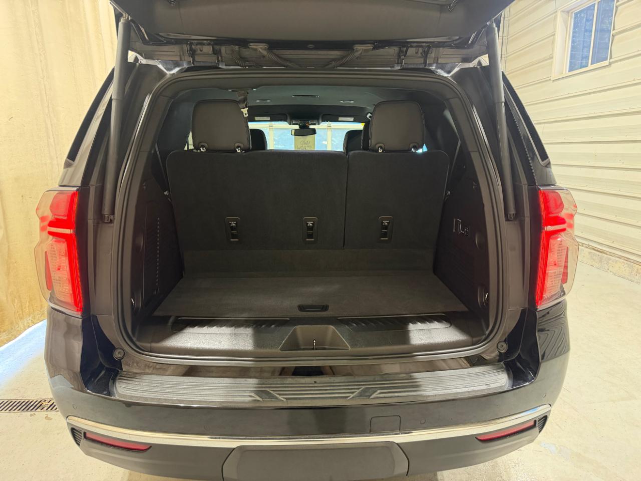 Chevrolet Tahoe 4WD 4dr LT 2021