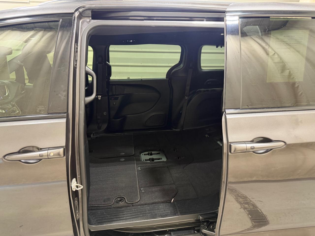 Chrysler Pacifica Touring L Plus FWD 2020