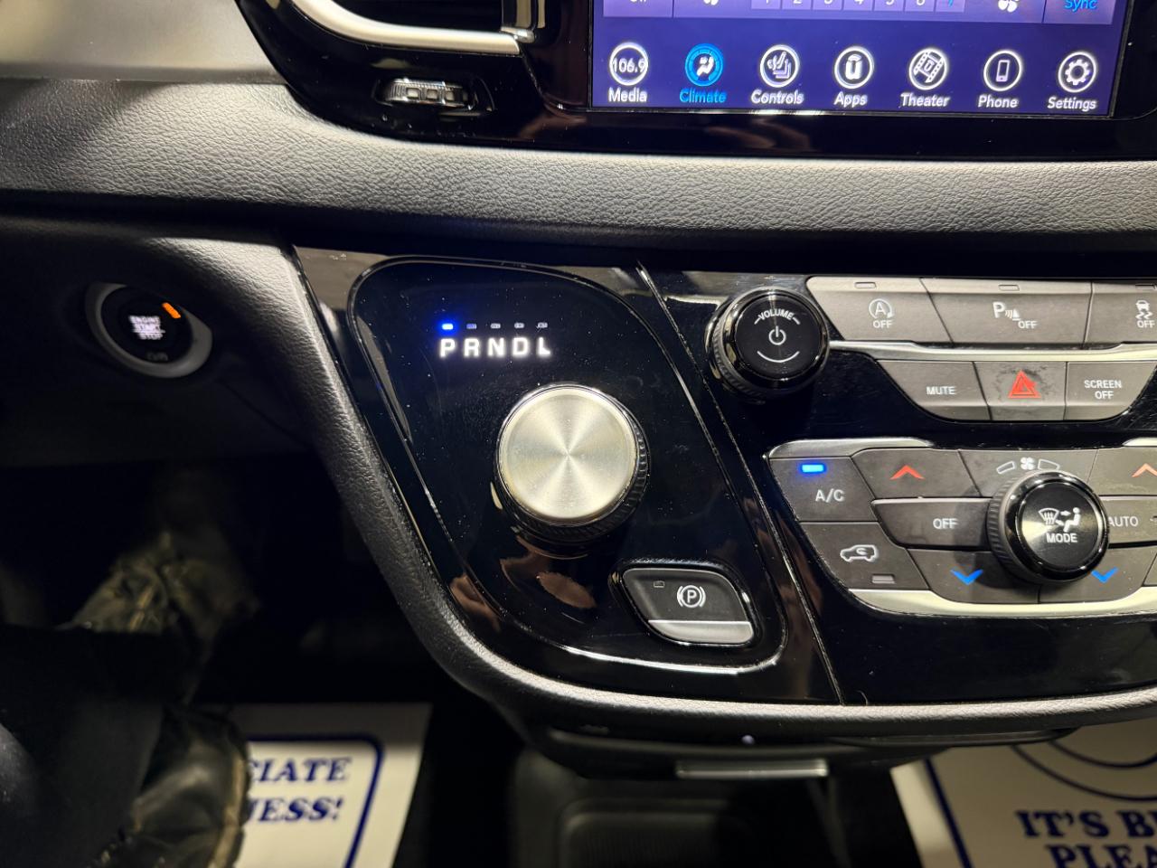 Chrysler Pacifica Touring L Plus FWD 2020