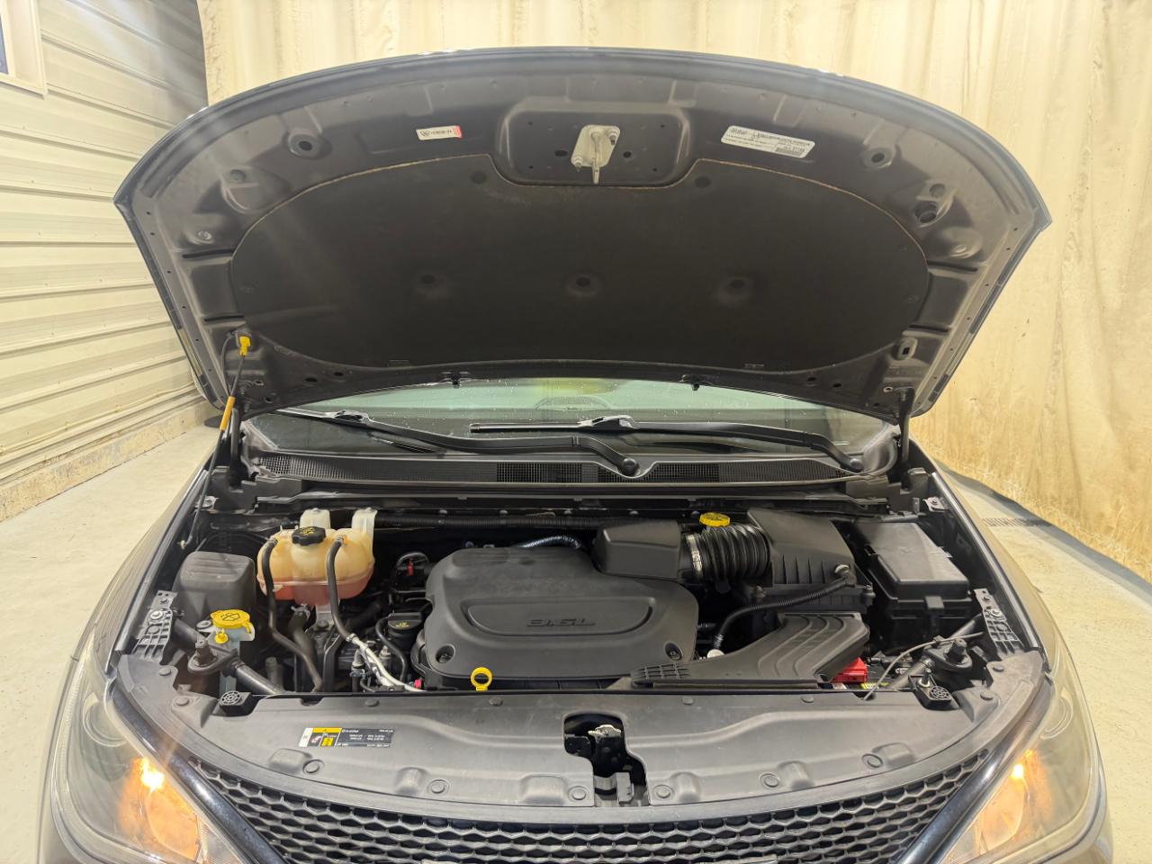 Chrysler Pacifica Touring L Plus FWD 2020