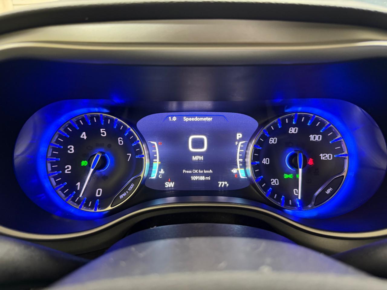 Chrysler Pacifica Touring L Plus FWD 2020