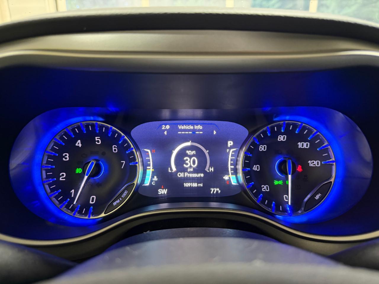 Chrysler Pacifica Touring L Plus FWD 2020