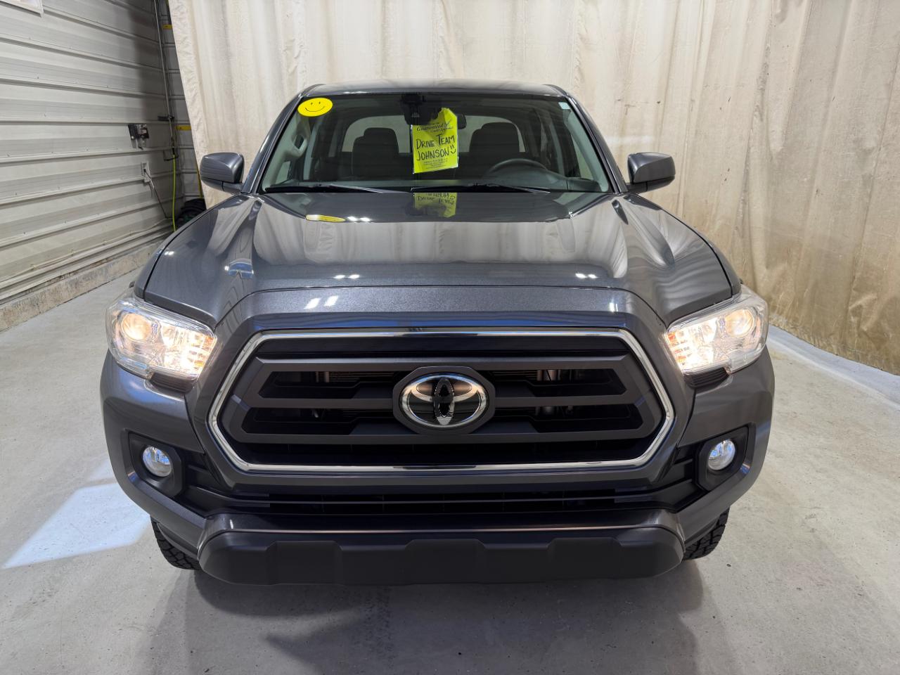 Toyota Tacoma 4WD SR5 Double Cab 5' Bed V6 AT (Natl) 2020
