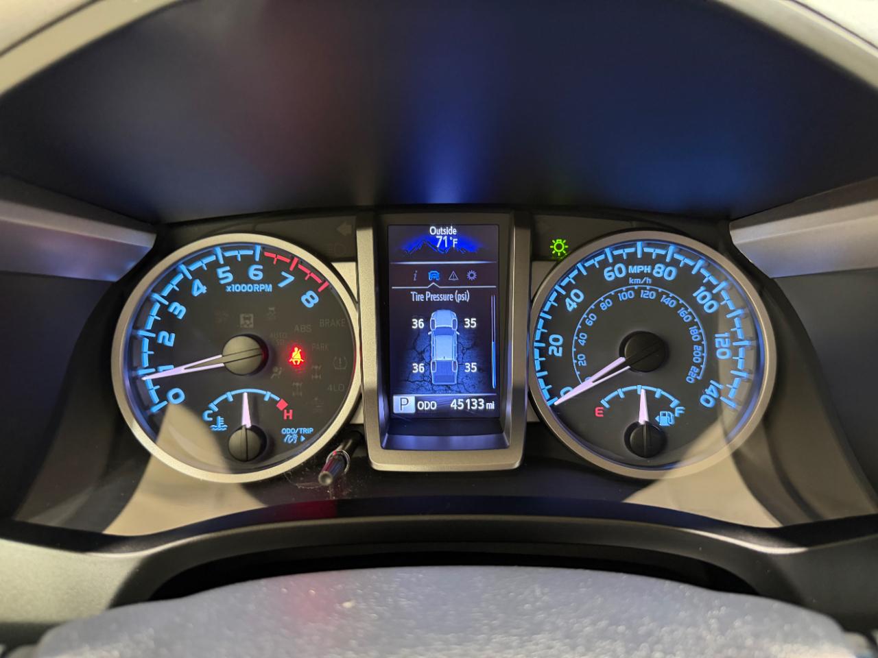 Toyota Tacoma 4WD SR5 Double Cab 5' Bed V6 AT (Natl) 2020