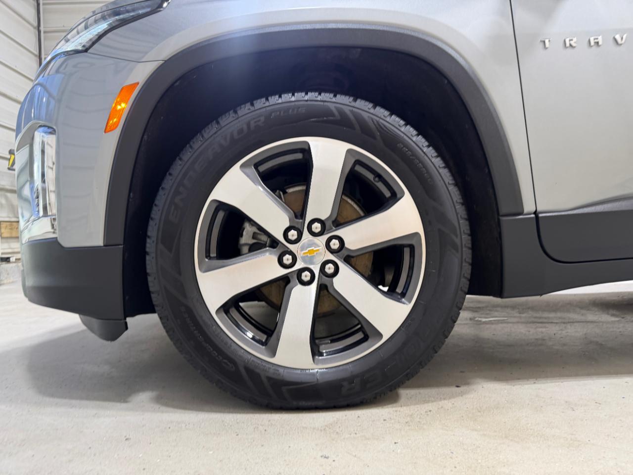 Chevrolet Traverse AWD 4dr LT Leather 2023