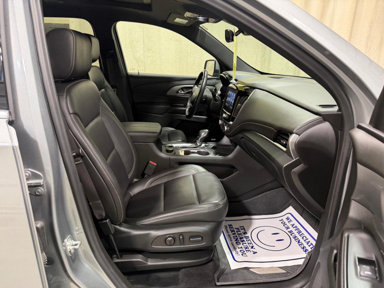 Chevrolet Traverse AWD 4dr LT Leather 2023
