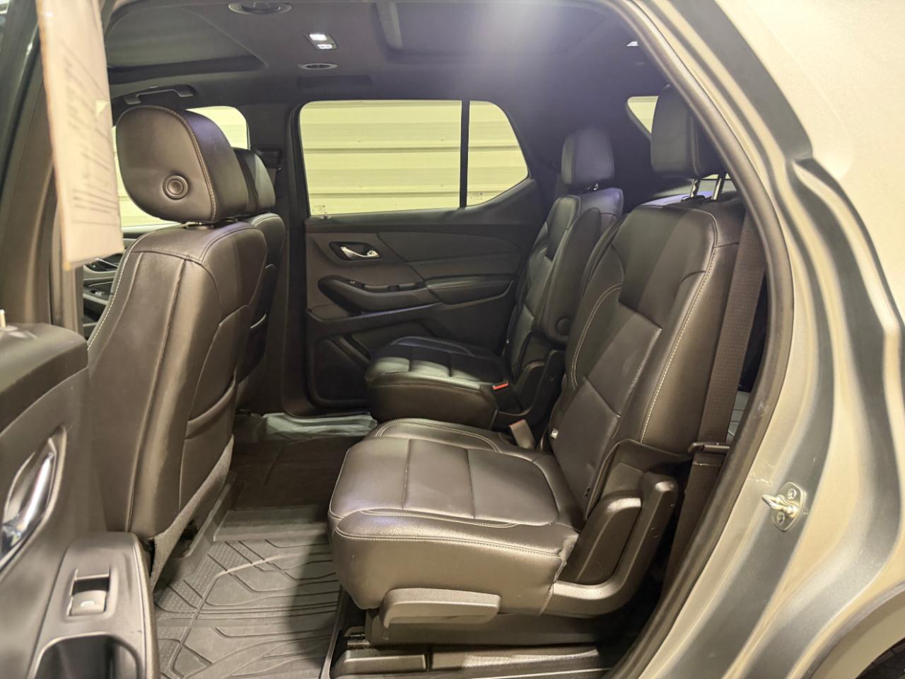 Chevrolet Traverse AWD 4dr LT Leather 2023