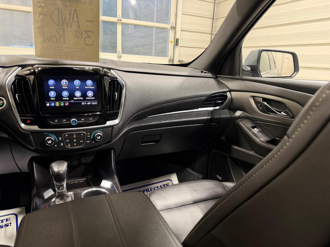 Chevrolet Traverse AWD 4dr LT Leather 2023