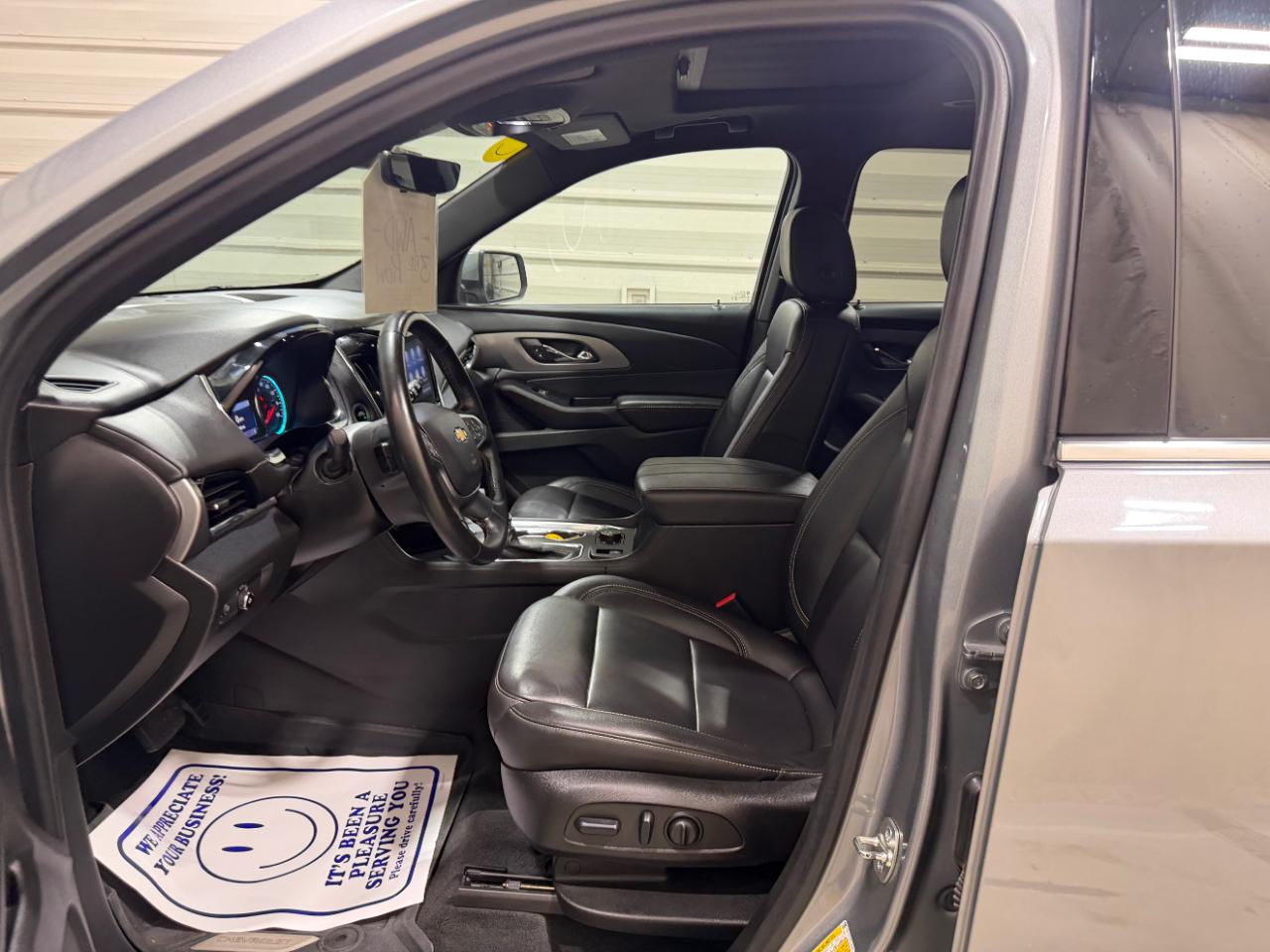 Chevrolet Traverse AWD 4dr LT Leather 2023