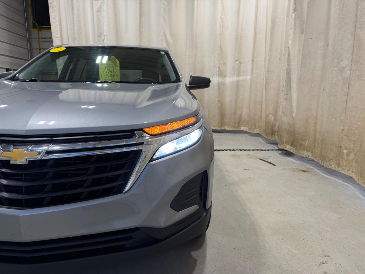 Chevrolet Equinox AWD 4dr LS w/1FL 2023