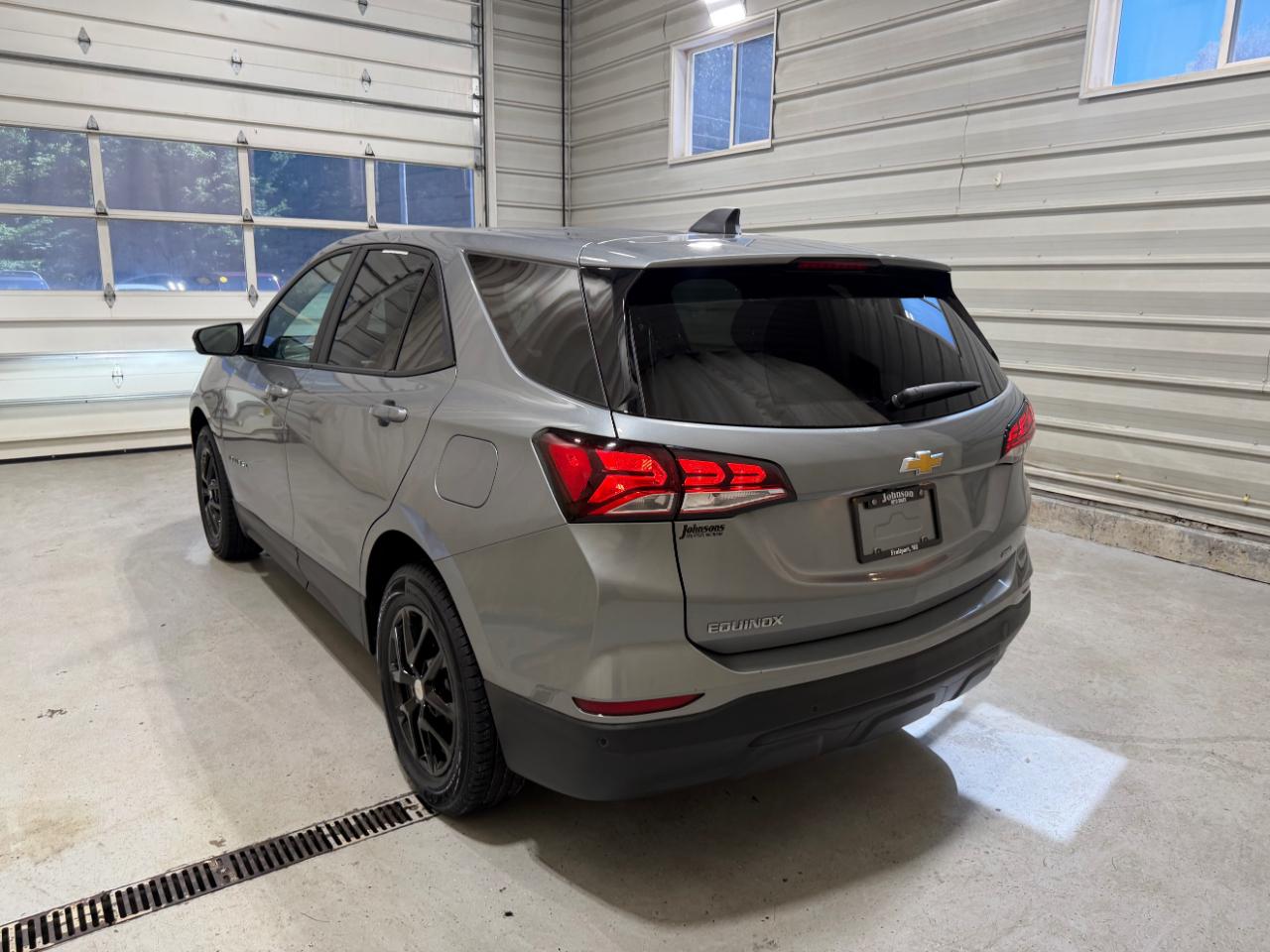 Chevrolet Equinox AWD 4dr LS w/1FL 2023