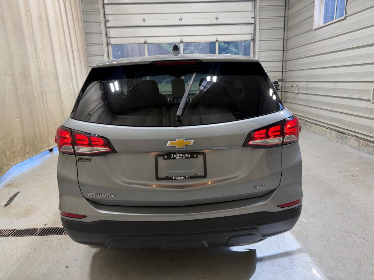 Chevrolet Equinox AWD 4dr LS w/1FL 2023