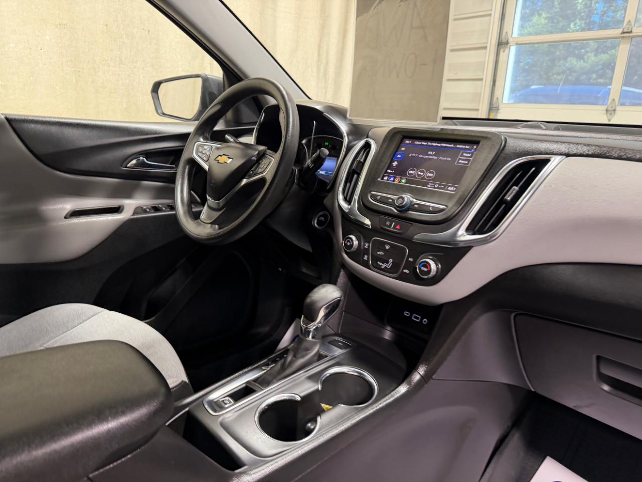 Chevrolet Equinox AWD 4dr LS w/1FL 2023