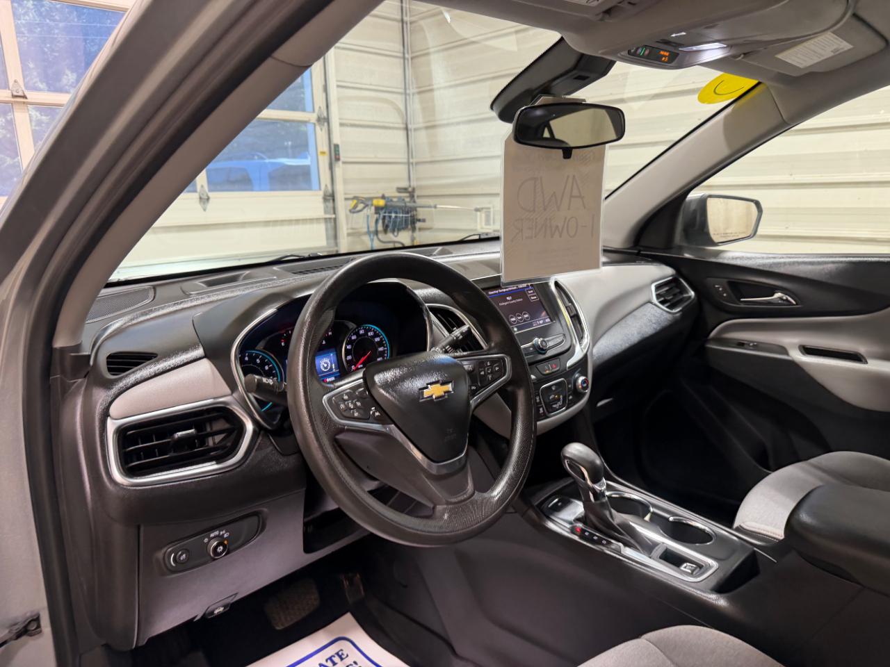 Chevrolet Equinox AWD 4dr LS w/1FL 2023