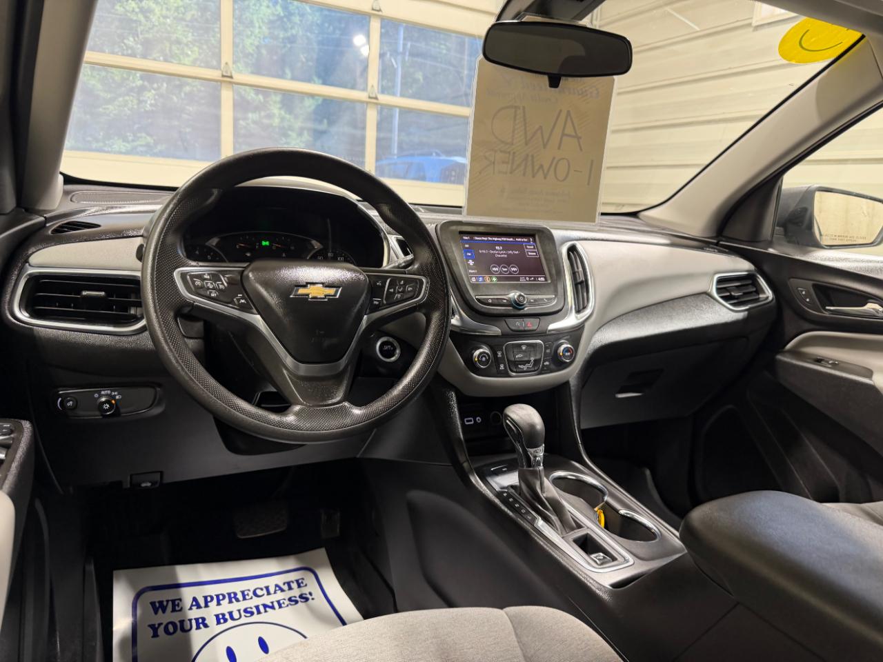 Chevrolet Equinox AWD 4dr LS w/1FL 2023