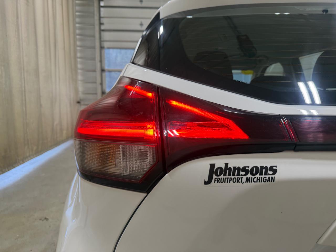 Nissan Kicks S FWD 2024