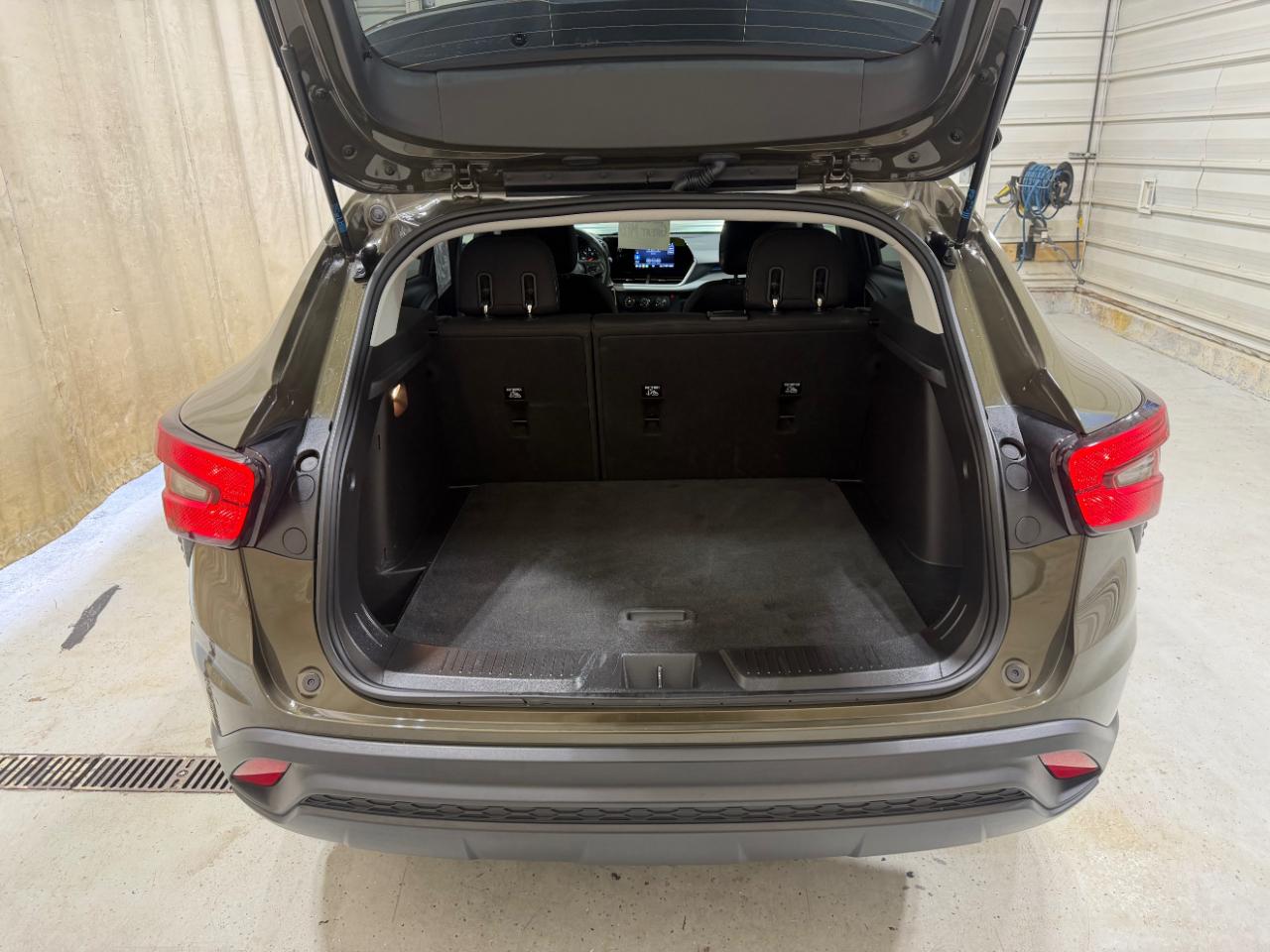 Chevrolet Trax FWD 4dr LS 2024