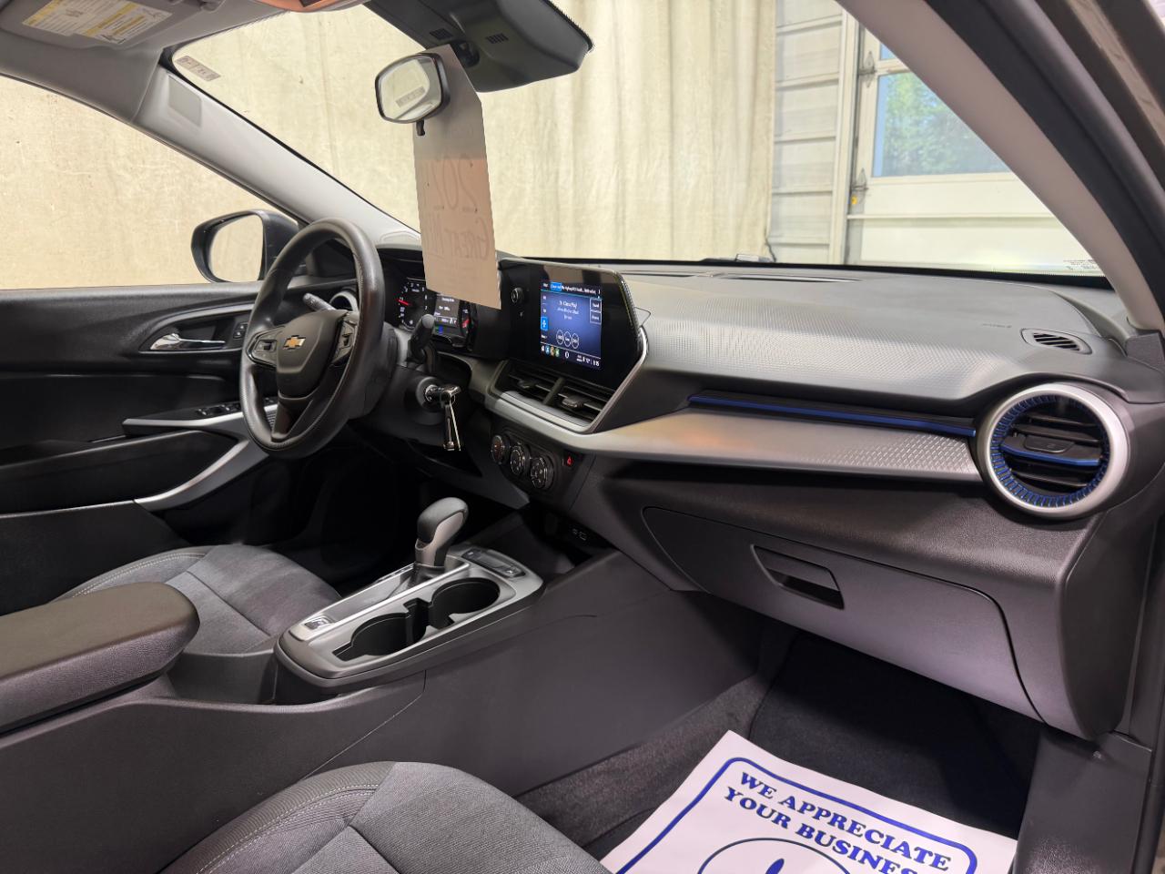 Chevrolet Trax FWD 4dr LS 2024