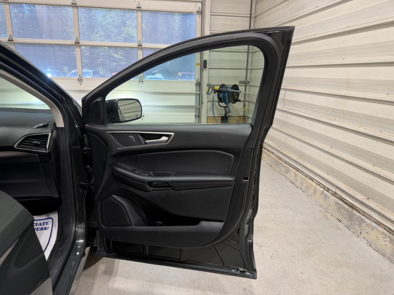 Ford Edge SEL AWD 2023