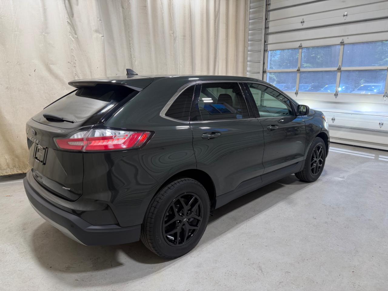Ford Edge SEL AWD 2023