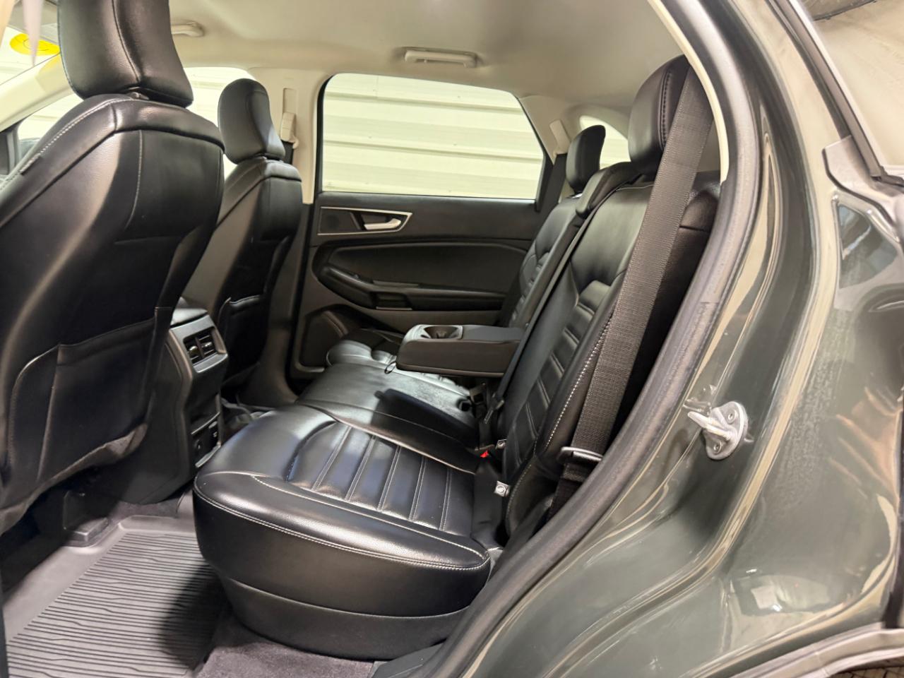 Ford Edge SEL AWD 2023