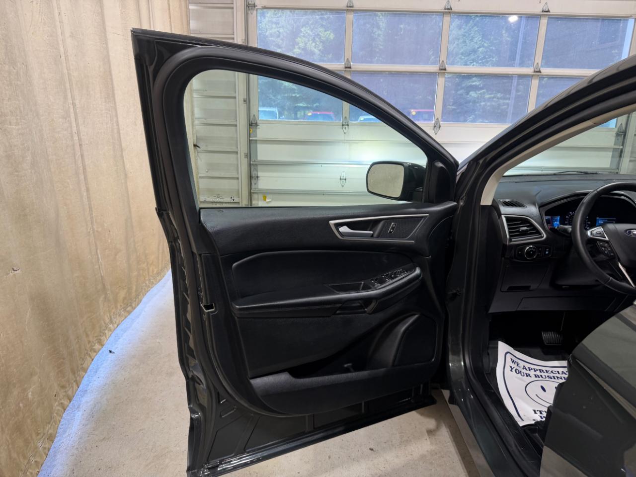 Ford Edge SEL AWD 2023