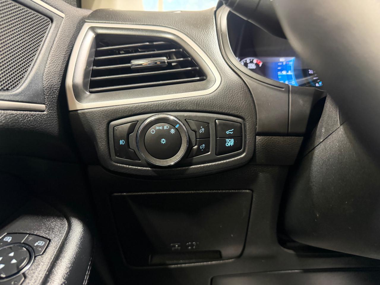 Ford Edge SEL AWD 2023