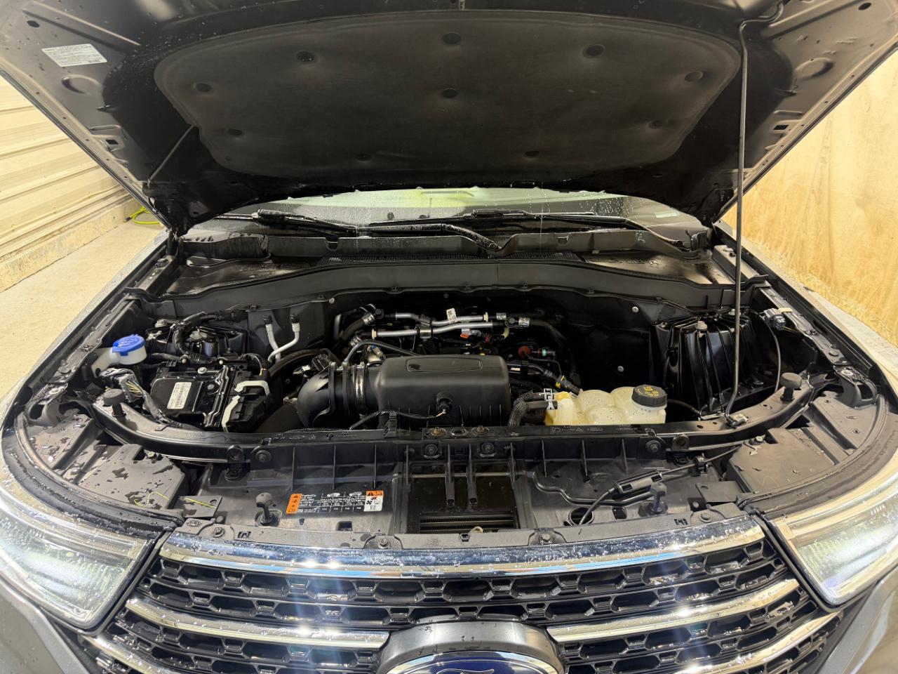 Ford Explorer XLT 4WD 2023