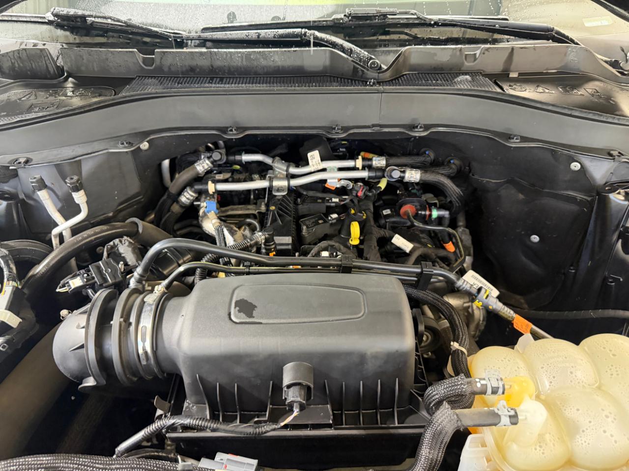 Ford Explorer XLT 4WD 2023