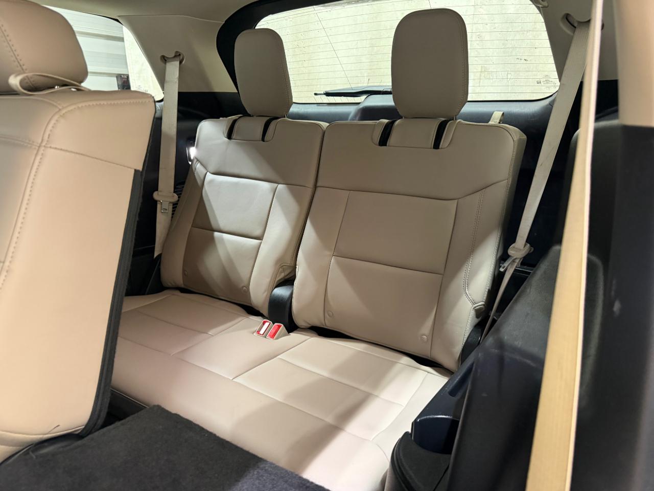 Ford Explorer XLT 4WD 2023