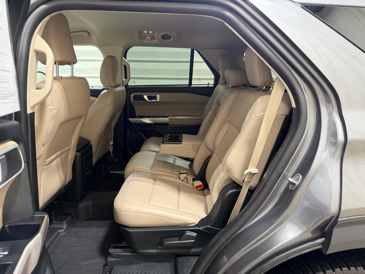 Ford Explorer XLT 4WD 2023