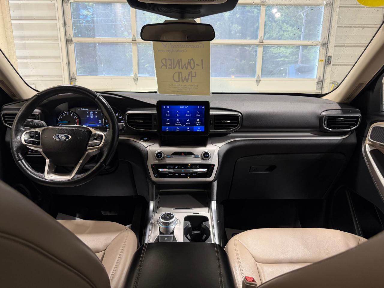 Ford Explorer XLT 4WD 2023