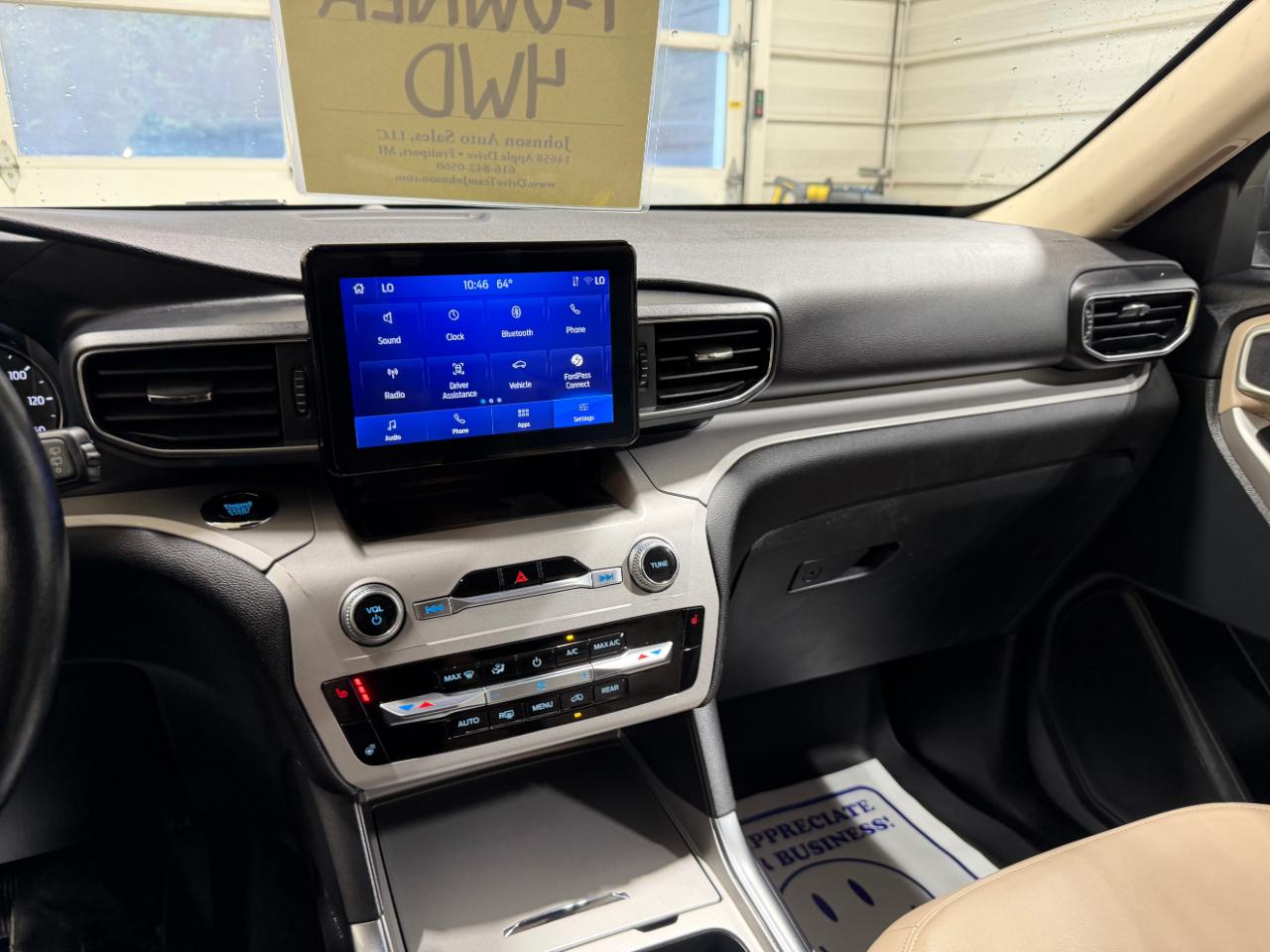 Ford Explorer XLT 4WD 2023