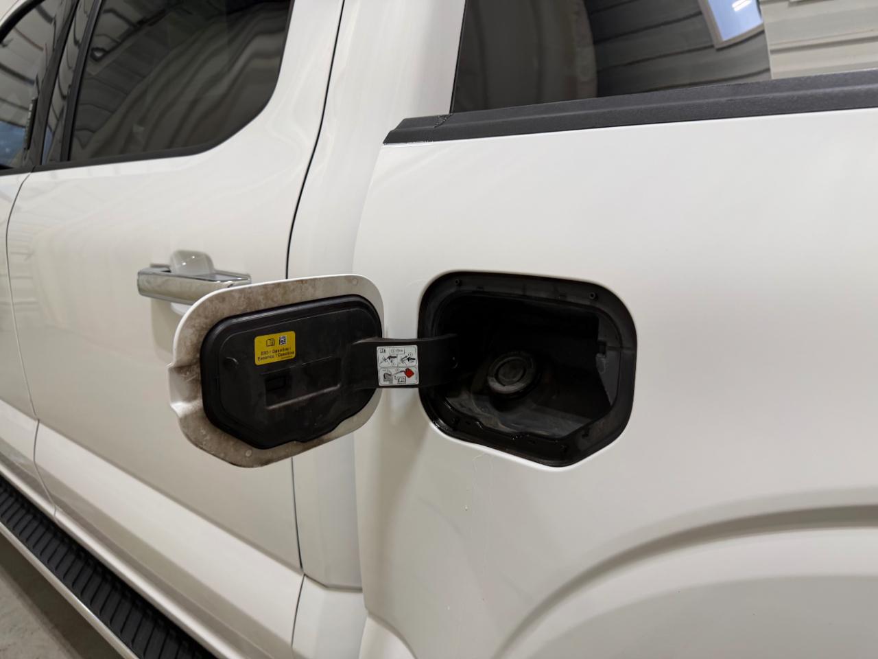 Ford F-150 XLT 4WD SuperCrew 5.5' Box 2022