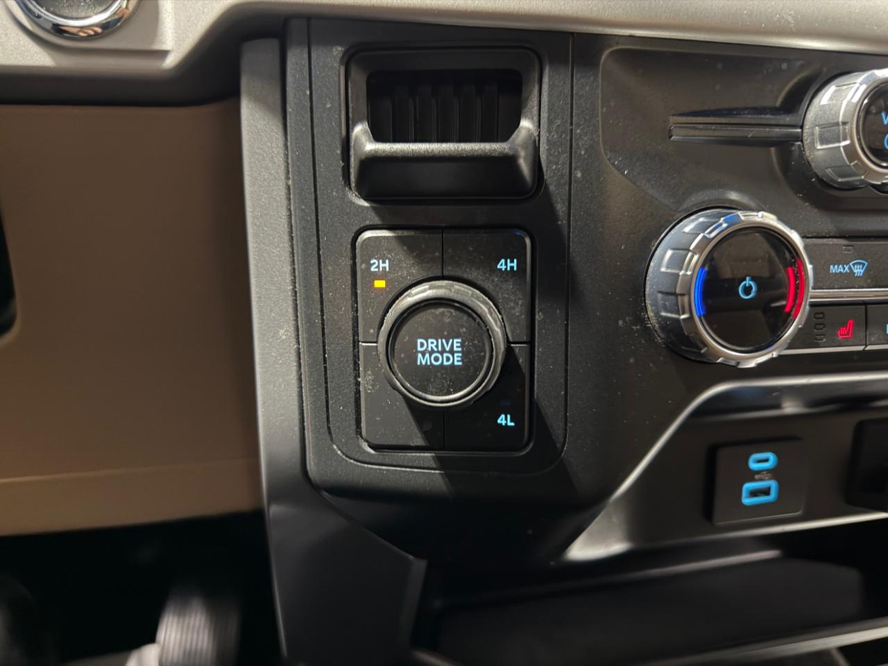 Ford F-150 XLT 4WD SuperCrew 5.5' Box 2022