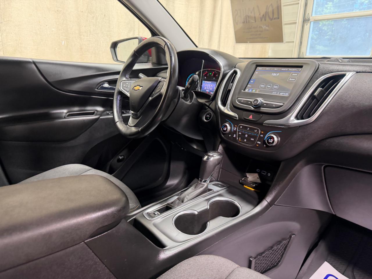 Chevrolet Equinox AWD 4dr LT w/1LT 2019