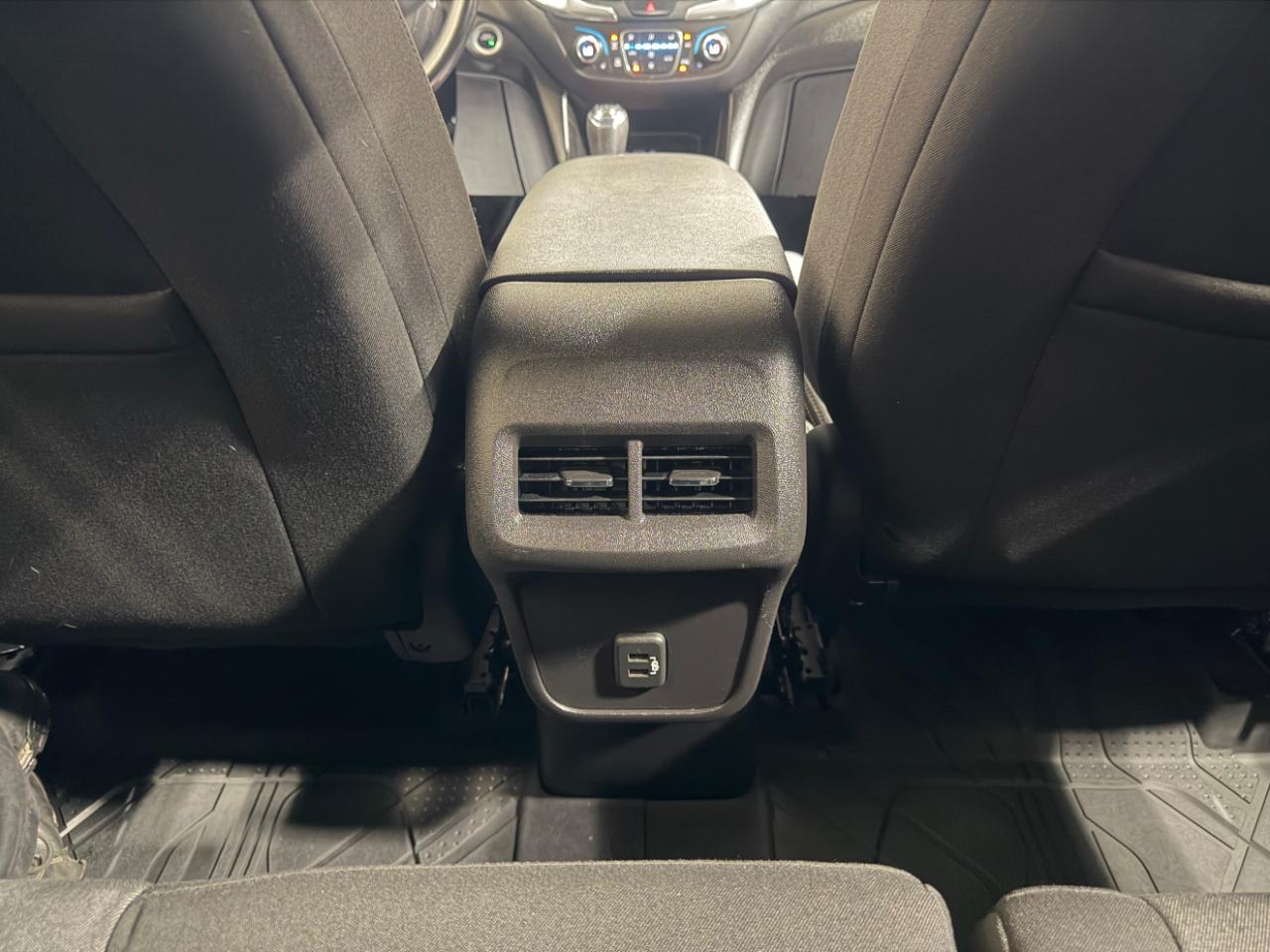 Chevrolet Equinox AWD 4dr LT w/1LT 2019